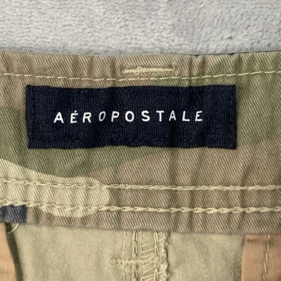 Aero Aeropostale Stretch Cargo Pockets Shorts Men's 28 Camo NWT - Picture 4 of 9